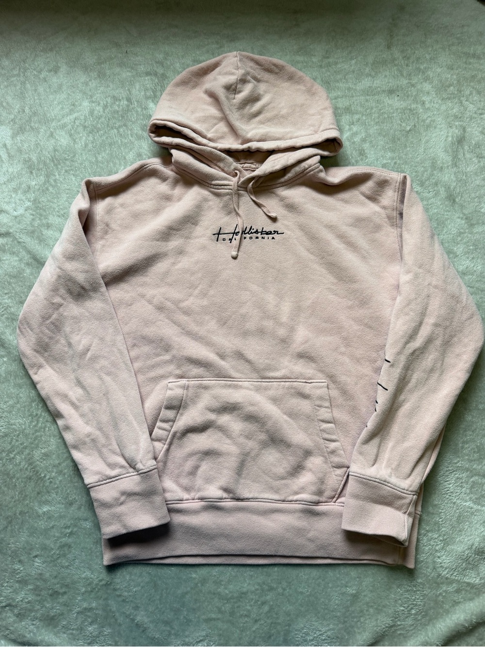 Hollister Must-Have Light Pink Pullover Hoodie with Script Logo